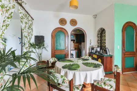 Studio en bord de mer à Menton avec piscine privée 80 m² - Photo 11