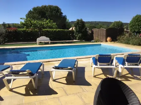 Location villa de vacances à Tourrettes