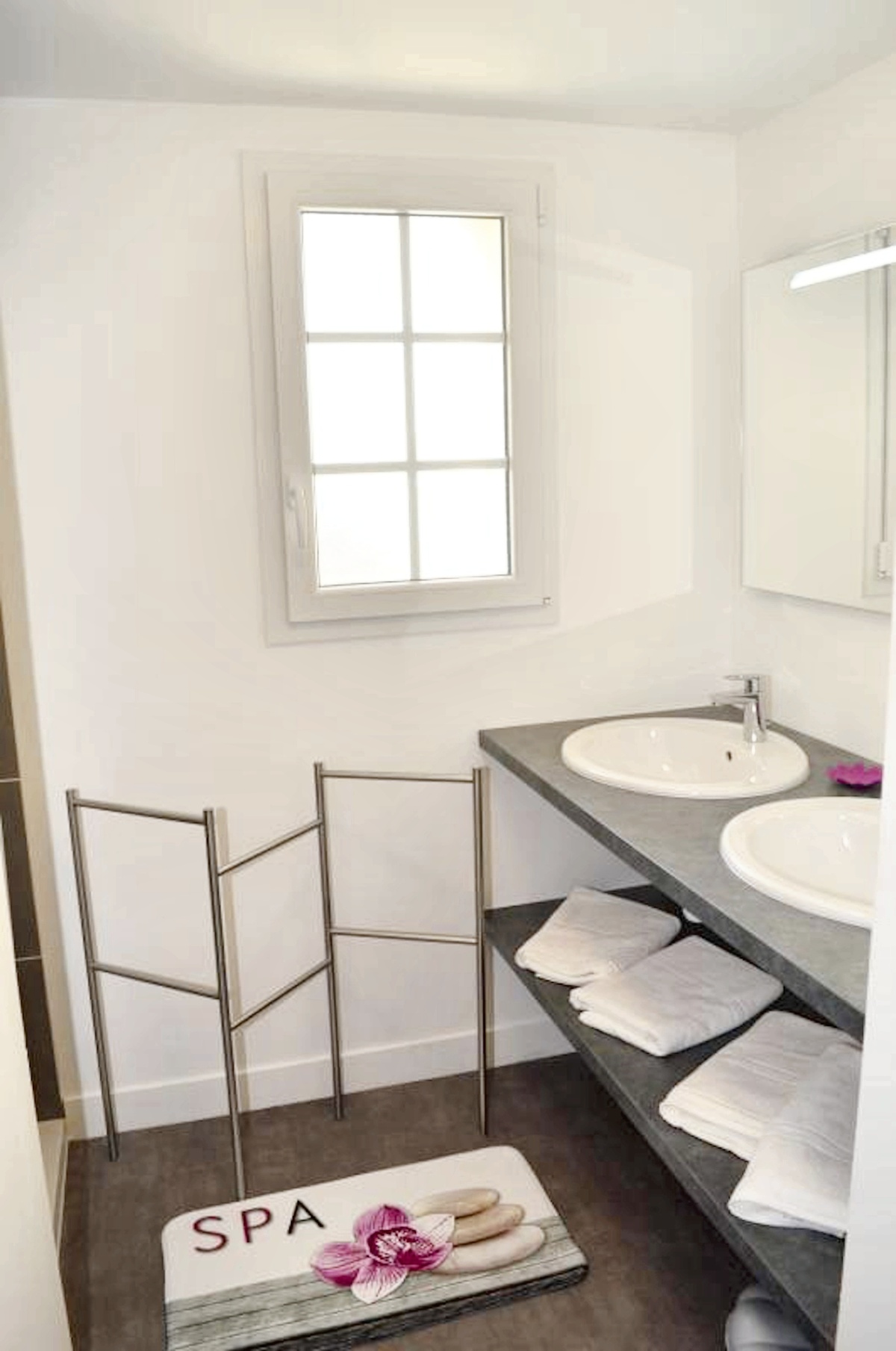 Maison 27 pers, 11 chambres et salle réception à Saint-Épain - Photo 22