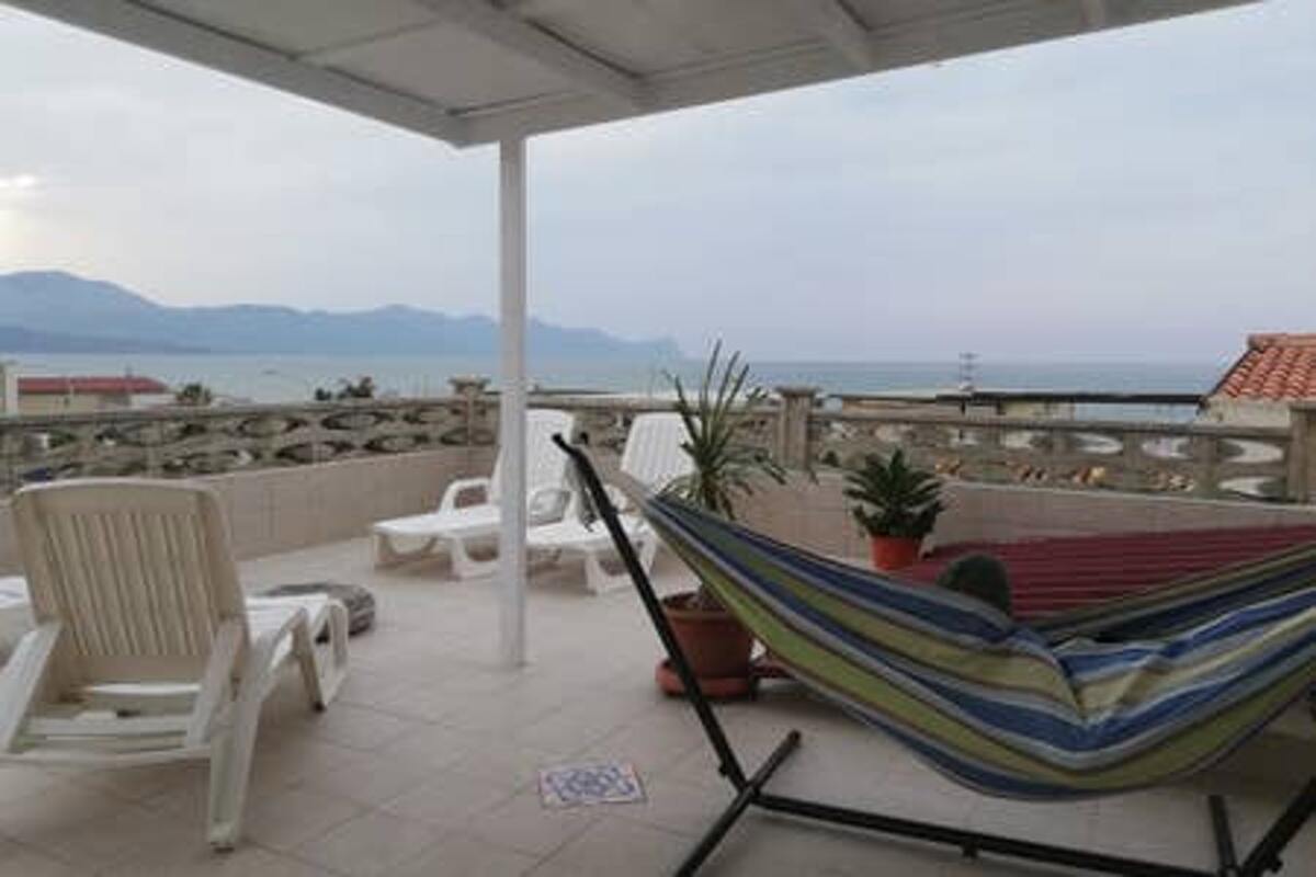 Appartement 100 m² Alcamo, 4 chambres vue mer et terrasse - Photo 16