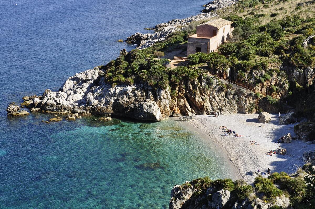 Appartement 100 m² Alcamo, 4 chambres vue mer et terrasse - Photo 23