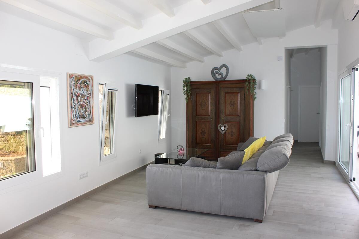 Villa méditerranéenne 200 m² avec piscine privée à Calpe - Photo 5
