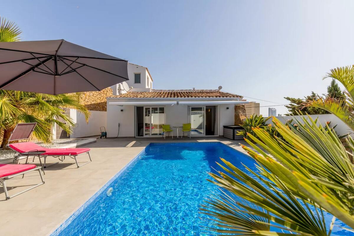 Villa méditerranéenne 200 m² avec piscine privée à Calpe - Photo 33