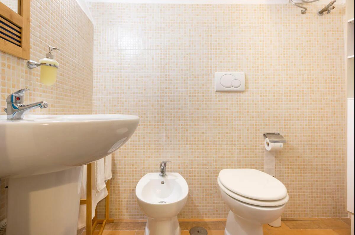 Appartement 2 chambres centre-ville Bari, 15 min gare - Photo 14