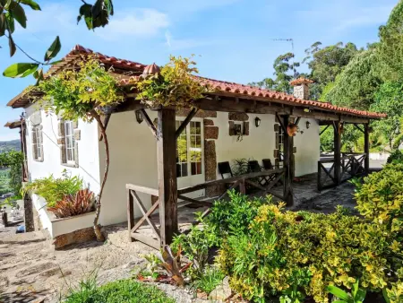 Villa Idéale Vila Nova de Famalicão, piscine privée et vue lac : photo 3
