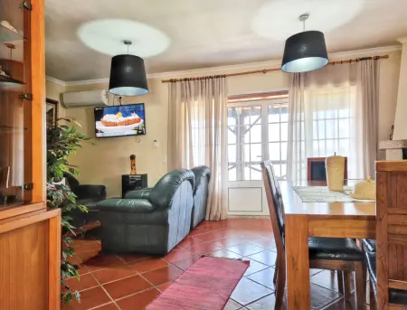 Villa Idéale Vila Nova de Famalicão, piscine privée et vue lac : photo 57