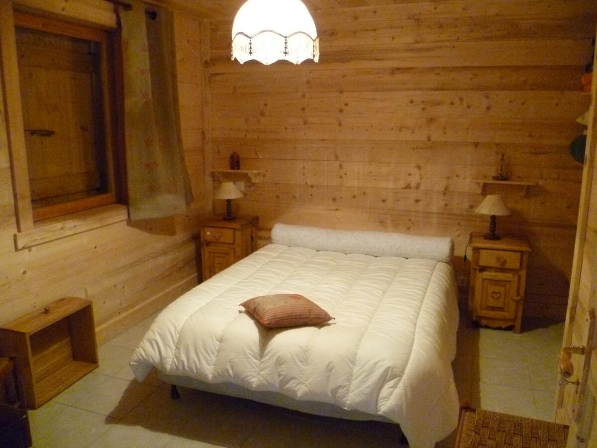 Appartement 80 m² 3 chambres, jardin et vue montagnes - Photo 4