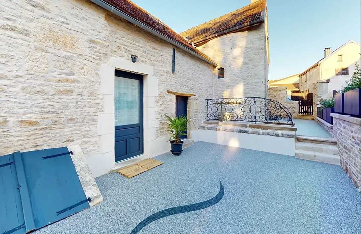 Maison 10 personnes aux Riceys avec cour et parking - Photo 1