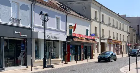 Maison de 37 m² avec terrasse privée à Montgeron, 2 personnes : photo 12
