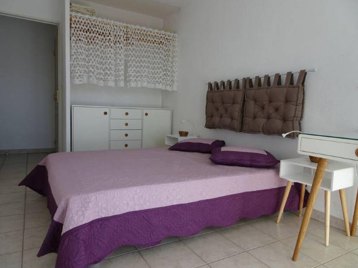 Appartement 6 pers. à Aigues-Mortes, piscine et jardin - Photo 10