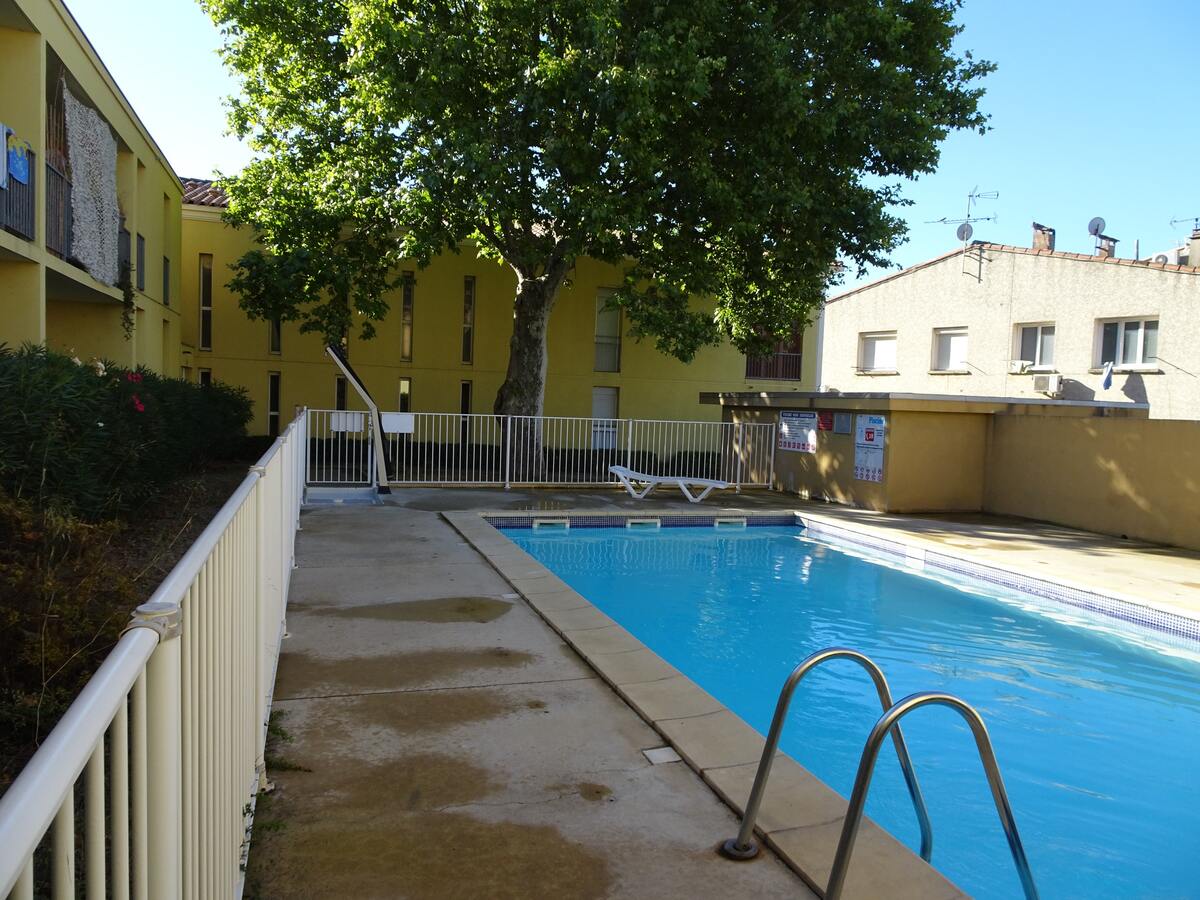 Appartement 6 pers. à Aigues-Mortes, piscine et jardin - Photo 11