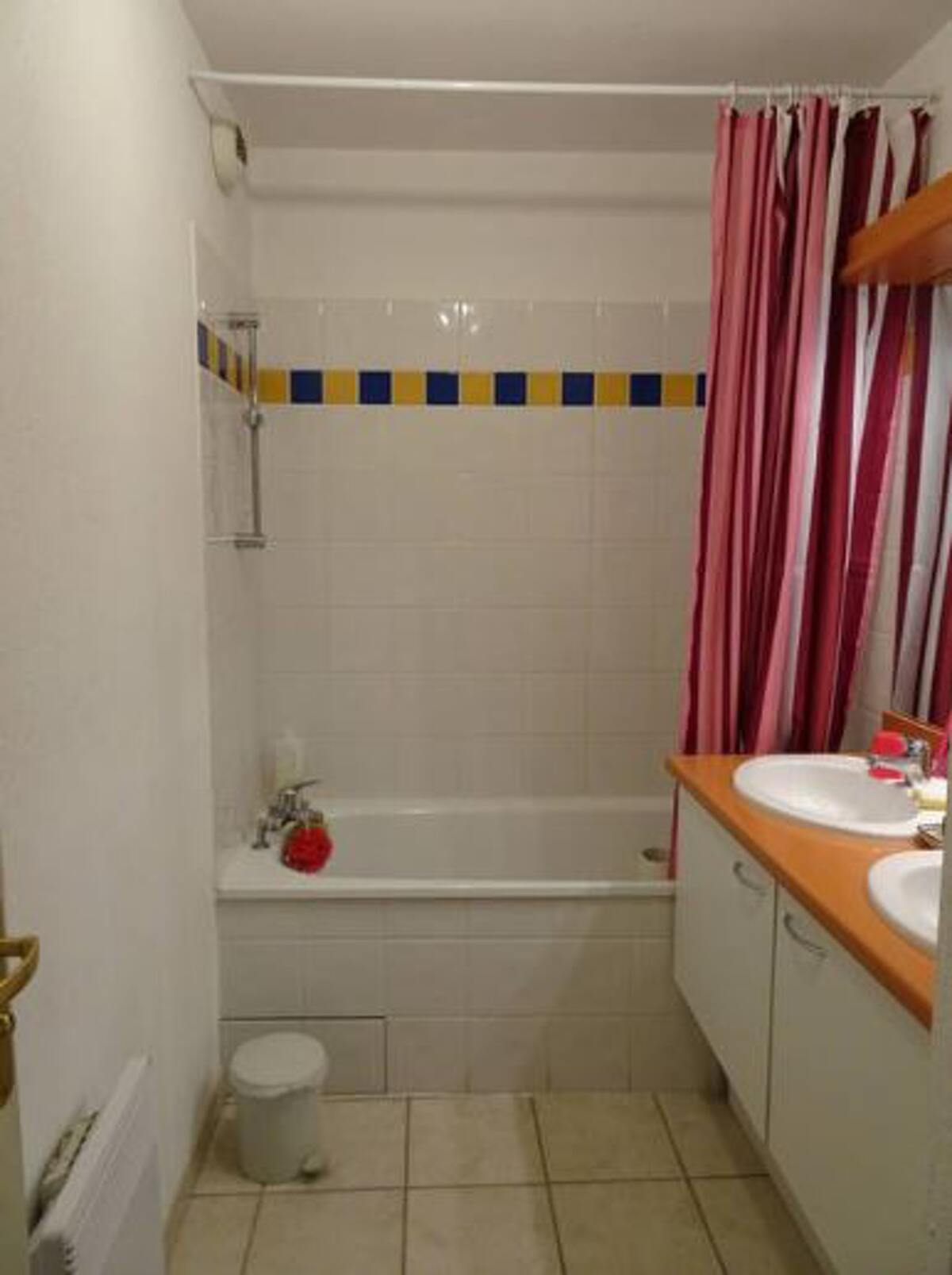 Appartement 6 pers. à Aigues-Mortes, piscine et jardin - Photo 18