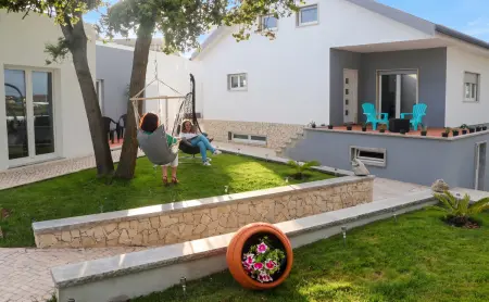 Maison Atalaia avec piscine partagée, jardin clôturé et balançoire : photo 20