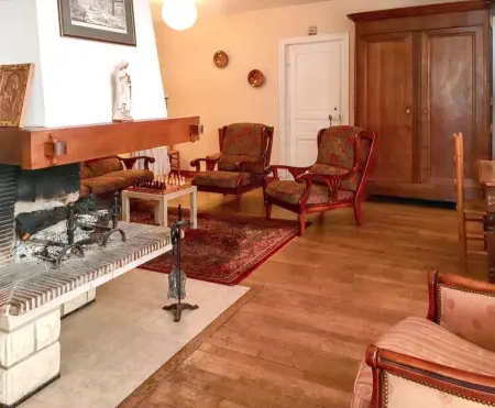 Maison familiale spacieuse près de Carrouges avec jardin - Photo 2