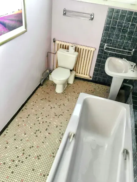 Maison familiale spacieuse près de Carrouges avec jardin - Photo 25