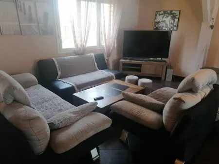Villa élégante à Saint Clair-d'Arcey avec piscine privée - Photo 6