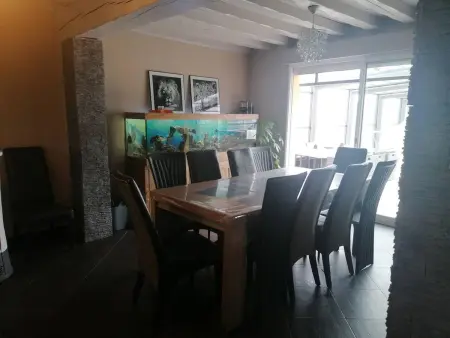 Villa élégante à Saint Clair-d'Arcey avec piscine privée - Photo 9
