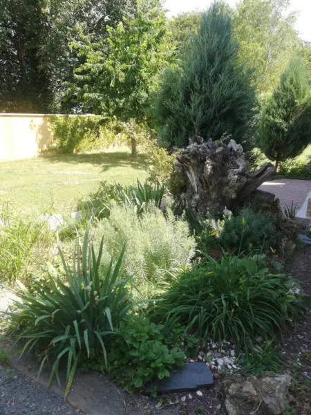 Villa élégante à Saint Clair-d'Arcey avec piscine privée - Photo 12