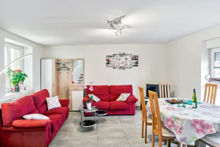 Location maison à Stotzheim, Maison charmante à Stotzheim + jardin