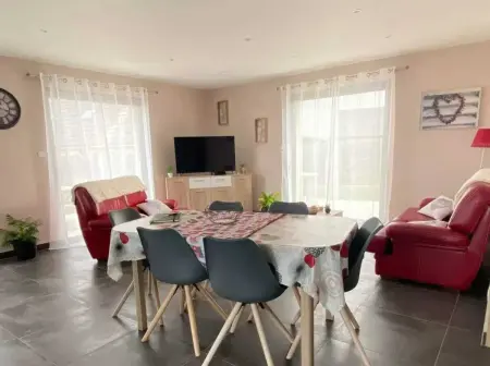 Maison confortable à Coltines 80 m² avec jardin spacieux - Photo 6