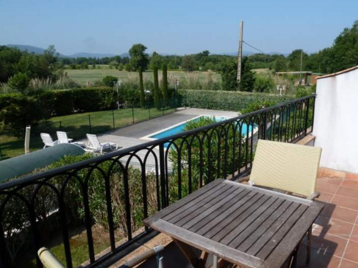 Maison 4 pers. à Cogolin, piscine partagée + terrasse - Photo 19