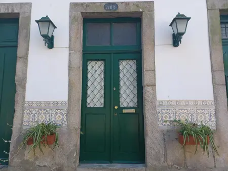 Appartement cosy 50 m² au centre-ville de Porto, parking : photo 16