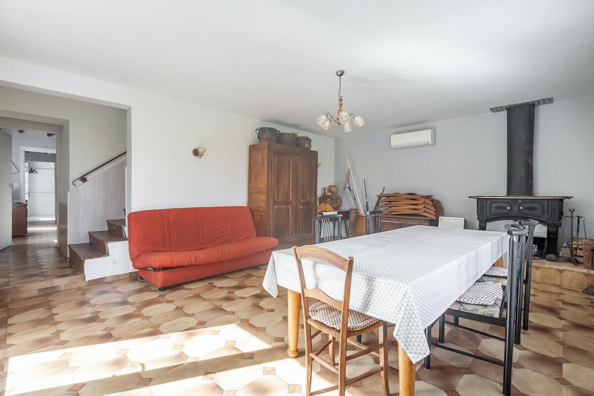 Maison 120 m² à Puycelsi, jardin et barbecue - Photo 2