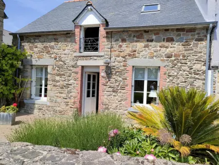 Location maison à Le Vivier sur Mer, Maison de charme au Vivier-sur-Mer avec terrasse privée