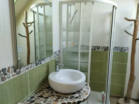 Maison de charme au Vivier-sur-Mer avec terrasse privée - Photo 10