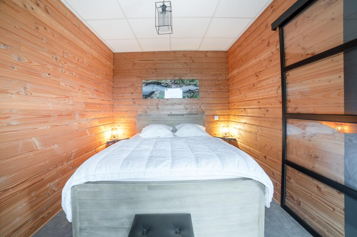 Chalet 32 m² à Saint-Sylvestre, terrasse et coin feu - Photo 10