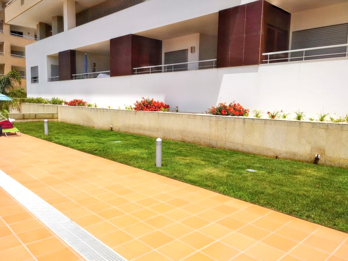 Appartement 1 chambre à Lagos, balcon piscine - Photo 10