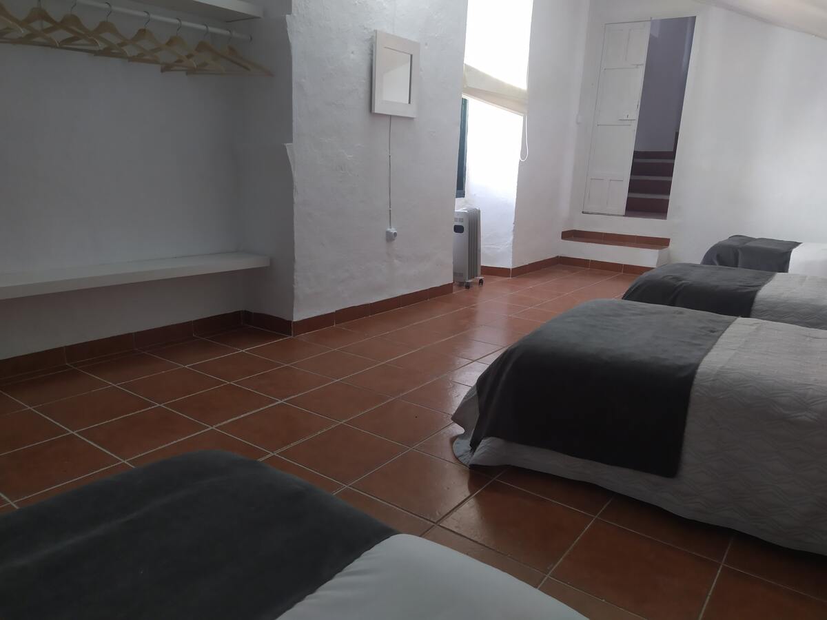 Maison 9 personnes à Estepa, piscine et vue montagne - Photo 12