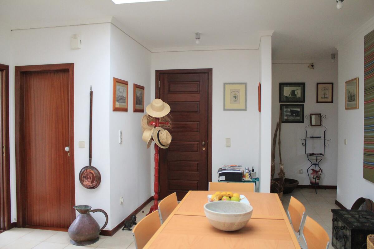 Maison 120 m² vue montagne, jardin clôturé à Porto Santo - Photo 7
