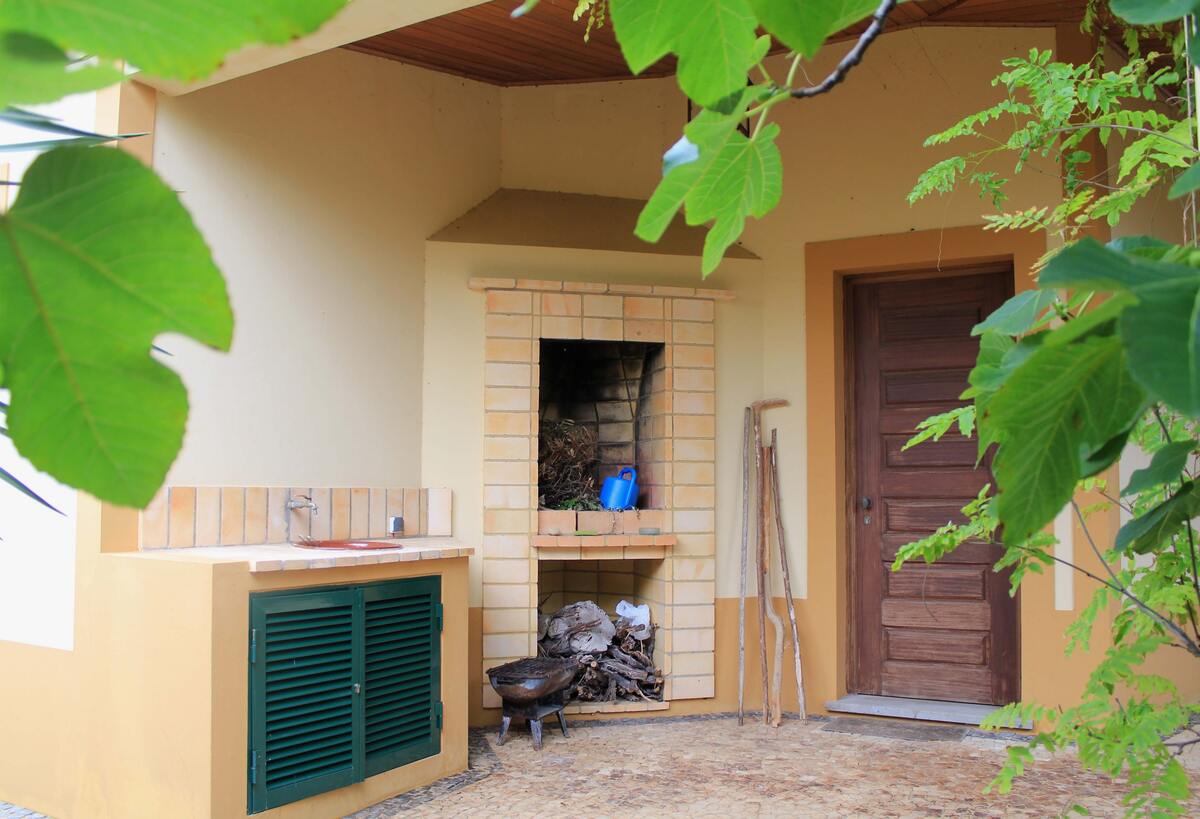 Maison 120 m² vue montagne, jardin clôturé à Porto Santo - Photo 9