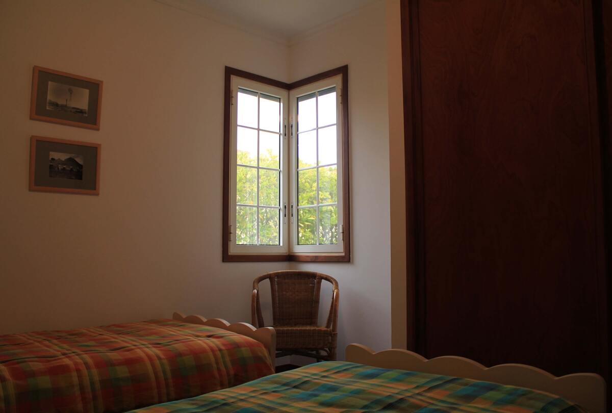Maison 120 m² vue montagne, jardin clôturé à Porto Santo - Photo 32