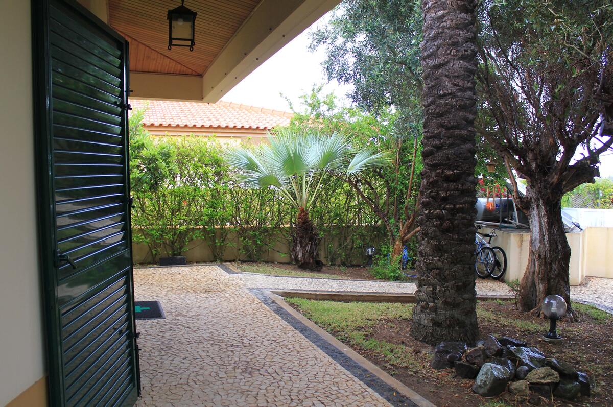 Maison 120 m² vue montagne, jardin clôturé à Porto Santo - Photo 37