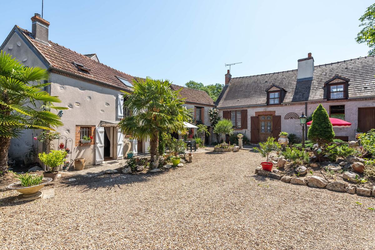 Maison 140 m² avec jardin clôturé près de la Loire - Photo 1