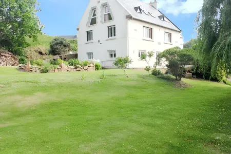 Appartement 2 chambres vue mer et jardin à Trévou-Tréguignec : photo 2