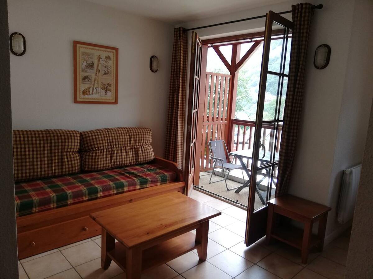 Appartement 6 pers. à Cauterets, balcon montagne et piscine - Photo 4