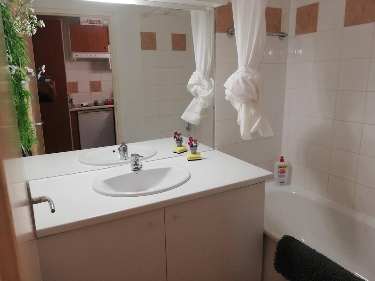 Appartement 6 pers. à Cauterets, balcon montagne et piscine - Photo 10