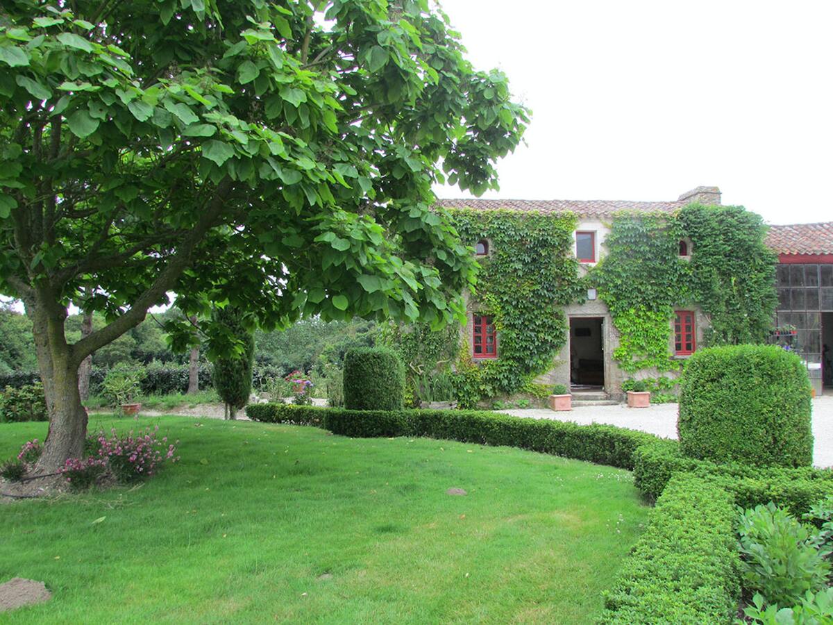 Maison avec jardin clos et piste de pétanque à Landevieille - Photo 14