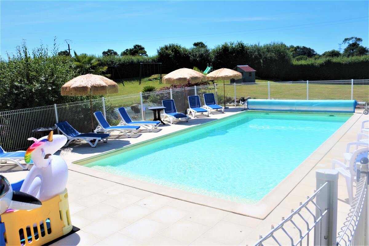 Maison 6 pers. à Néhou avec piscine été et balançoire - Photo 1