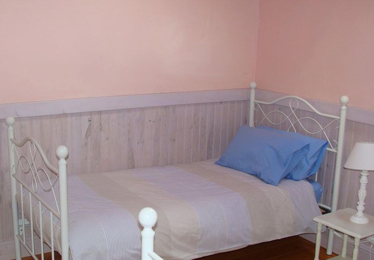 Maison 6 pers. à Néhou avec piscine été et balançoire - Photo 9