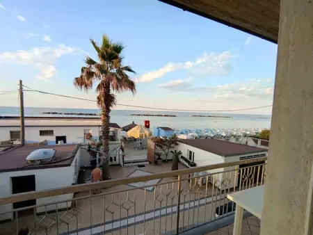 Location appartement à Francavilla al Mare, Appartement spacieux avec vue mer à Francavilla al Mare + barbecue
