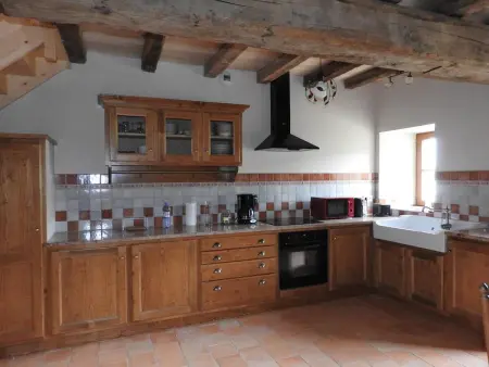 Maison charmante près de Nueil-les-Aubiers avec jardin - Photo 1