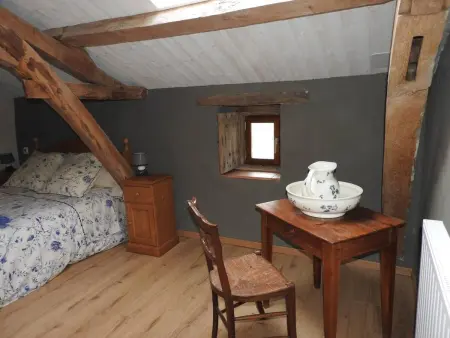 Maison charmante près de Nueil-les-Aubiers avec jardin - Photo 6