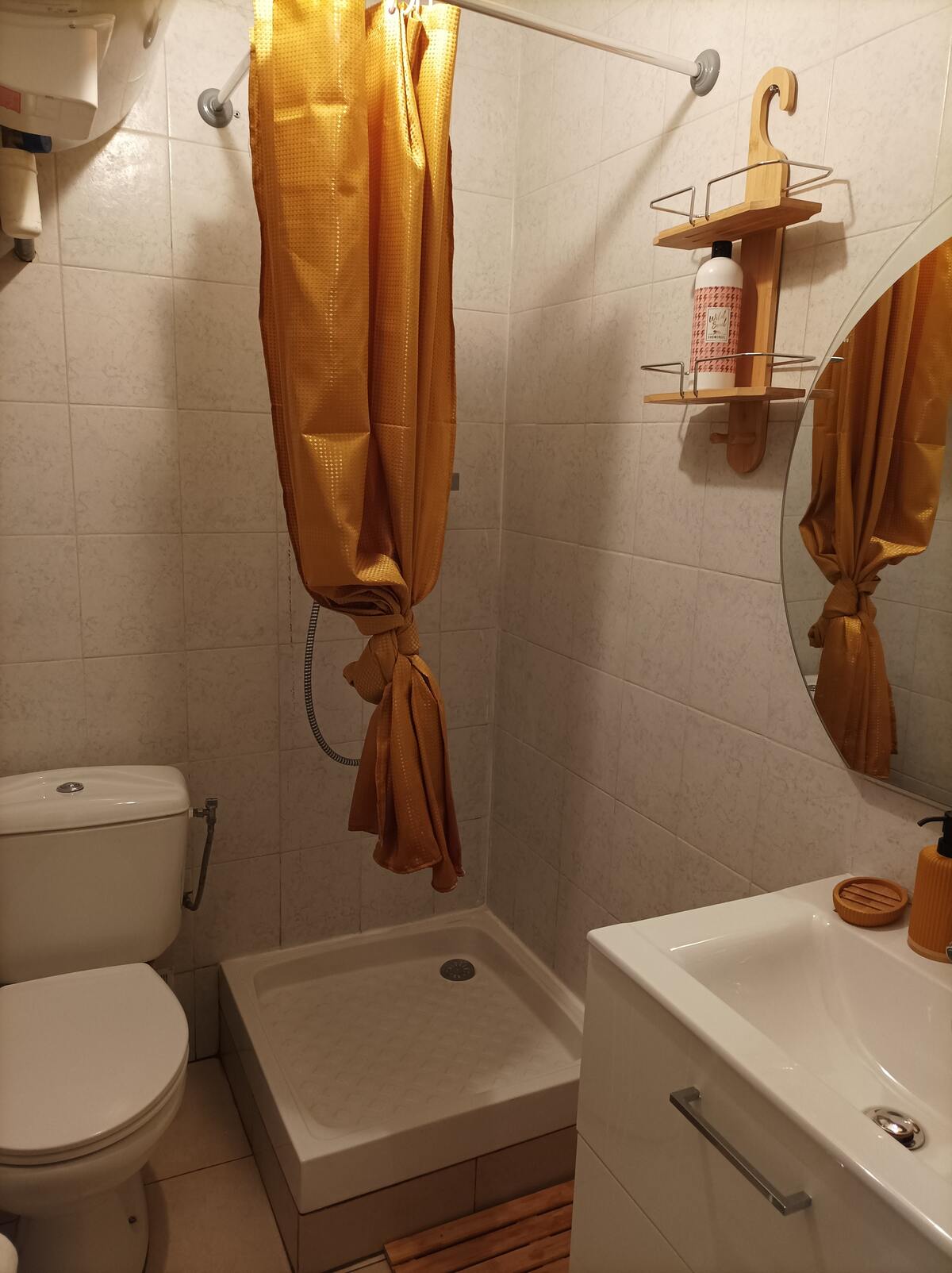 Appartement 35 m² à Montargis, vue lac et parking privé - Photo 7