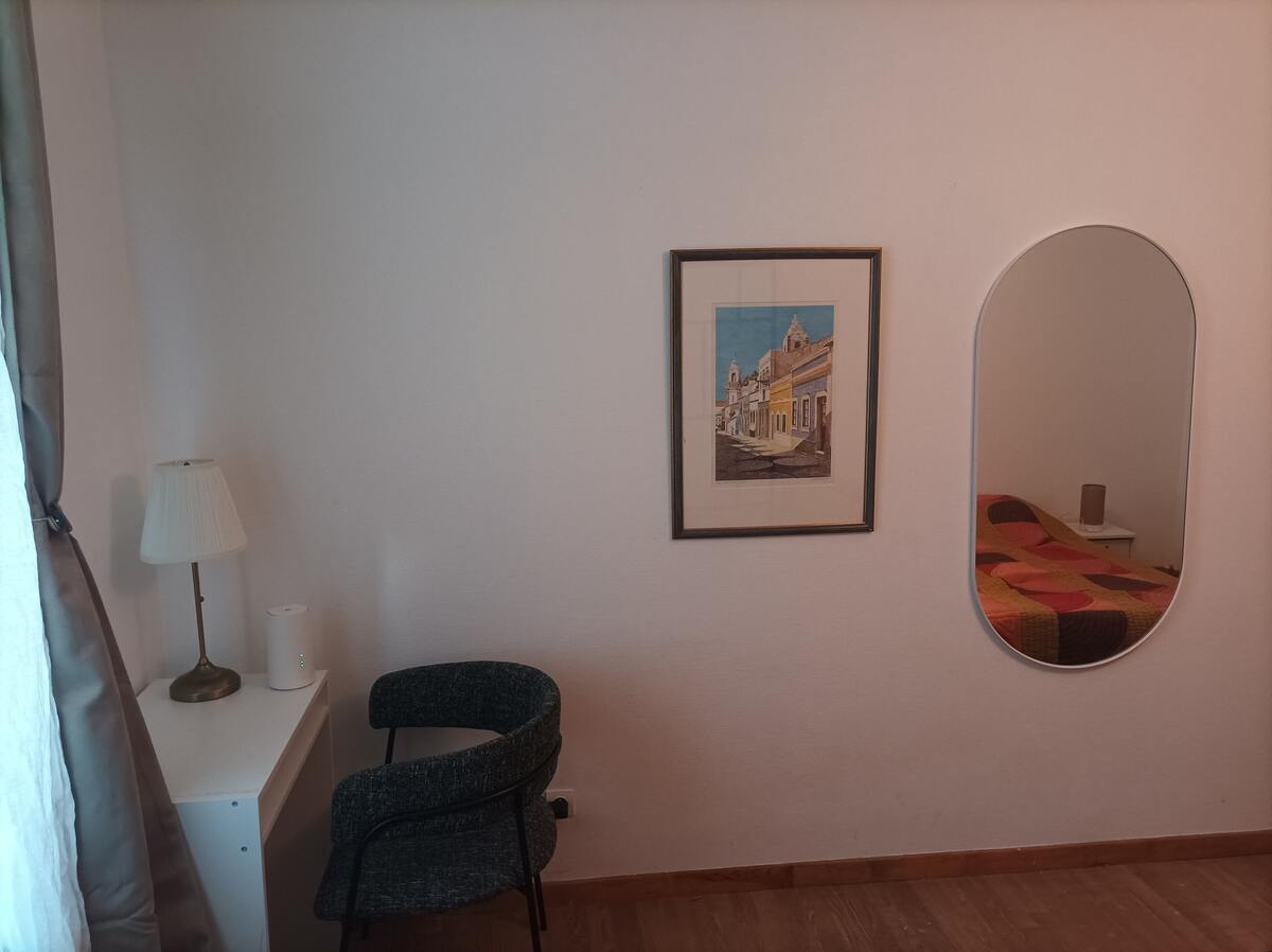 Appartement 35 m² à Montargis, vue lac et parking privé - Photo 9