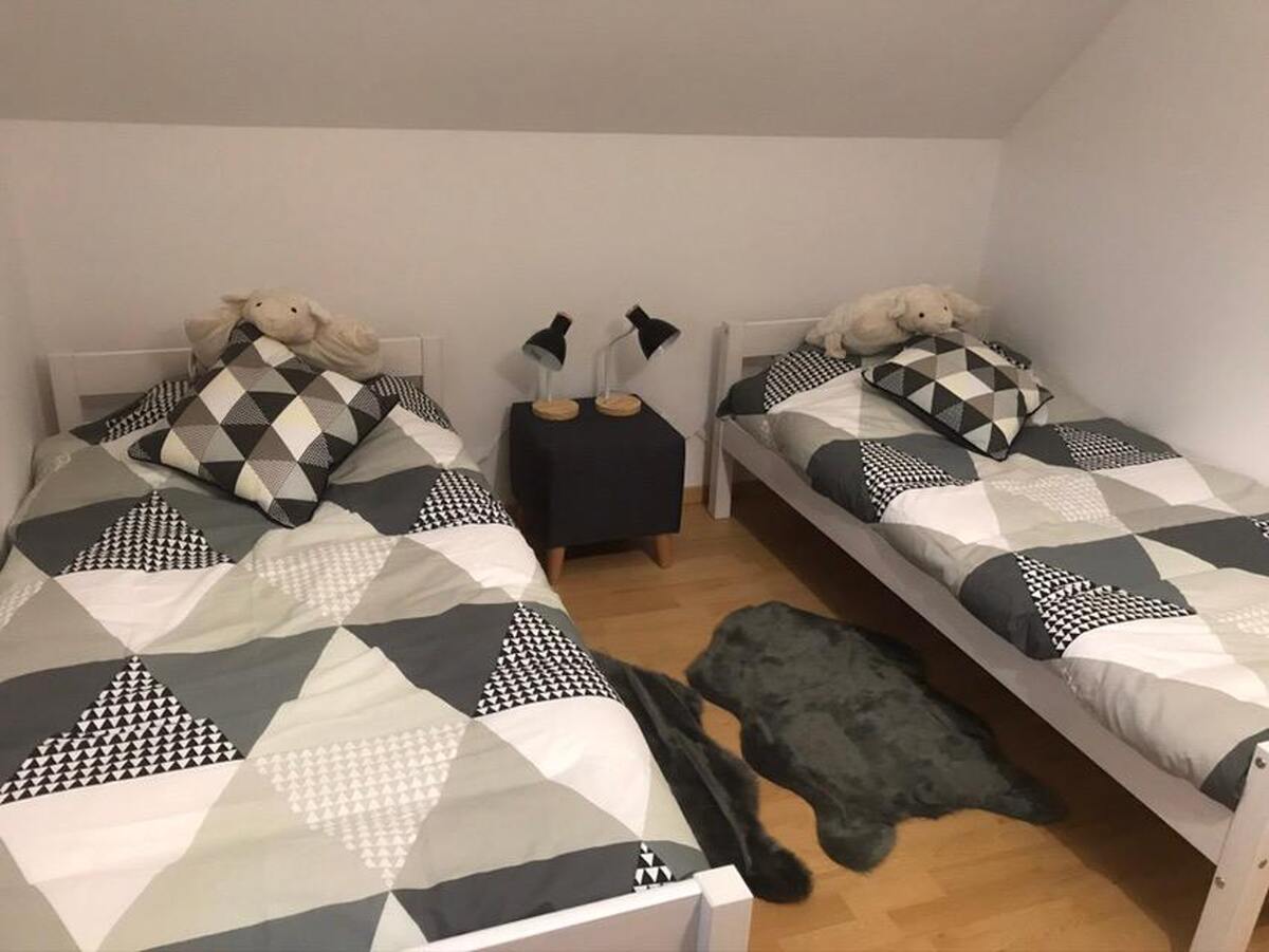 Maison 130 m² à Bréville-sur-Mer, jardin clôturé et jacuzzi - Photo 6