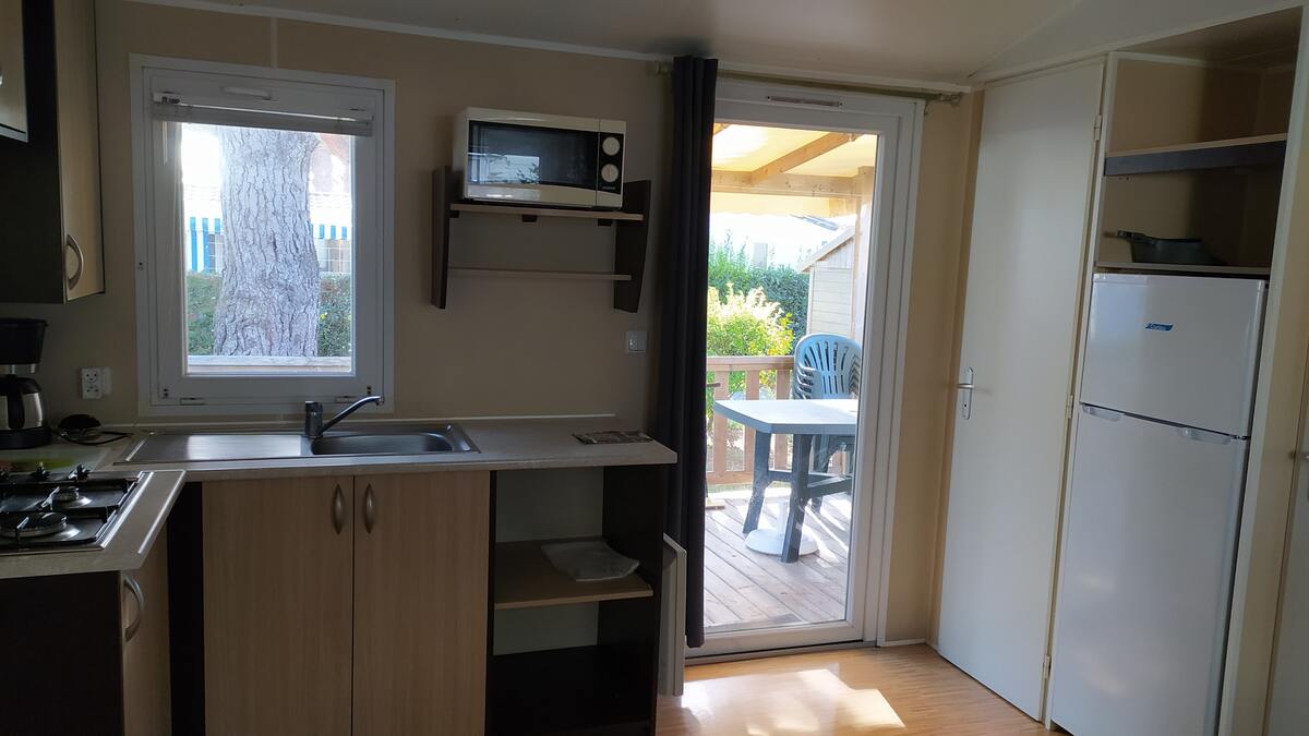 Bungalow 6 pers. avec piscine et jeux en Aubrac - Photo 4